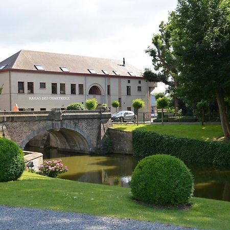 Haras Des Chartreux Hotel Estaimbourg Quarto foto