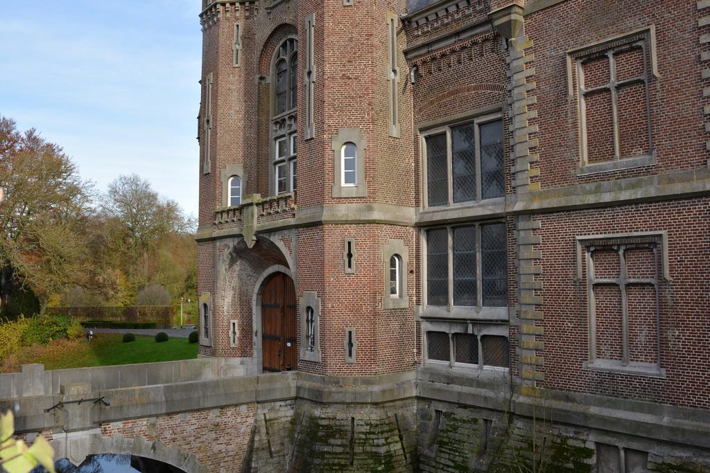 Haras Des Chartreux Hotel Estaimbourg Exterior foto